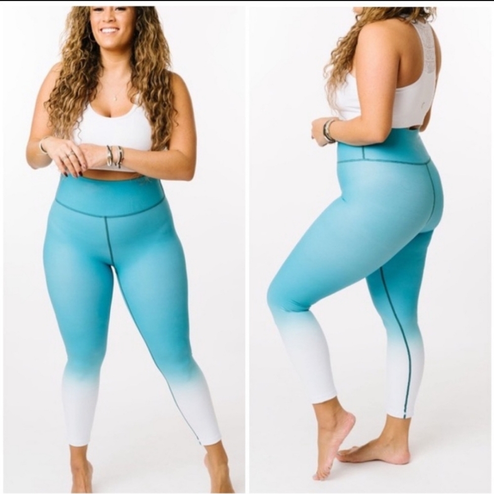 Zyia Active Venom Teal White Ombre Workout Leggings Light Shimmer 7/8 Size 6-8